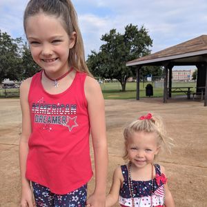 Meet your Posher, Holly